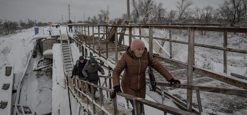 Ukrainische Armee muss sparsam sein Russland uebt Druck auf Kupjansk