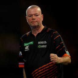 Van Barneveld verdankt guten Start in die Weltmeisterschaft neuen Pfeilen