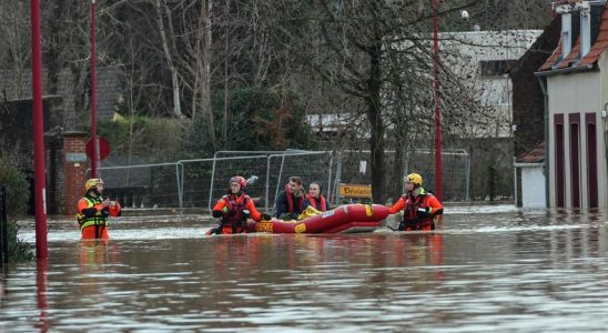 10000 Haushalte in Frankreich ohne Strom mehrere Evakuierungen in Belgien