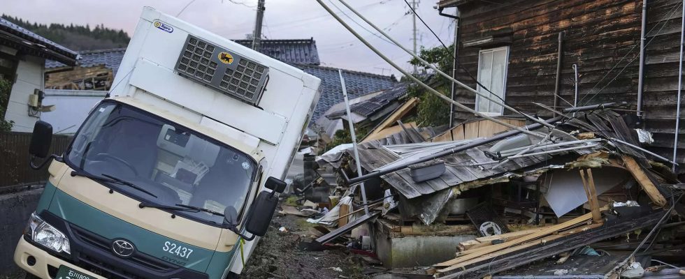 An der Westkueste Japans kommt es zu Verlustszenen nachdem bei