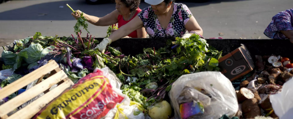 Argentiniens jaehrliche Inflationsrate steigt auf 2114 den hoechsten Stand