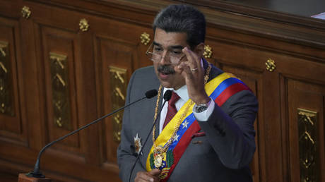 Argentinischer Fuehrer folgt „Nazi Ideologie – Maduro – World