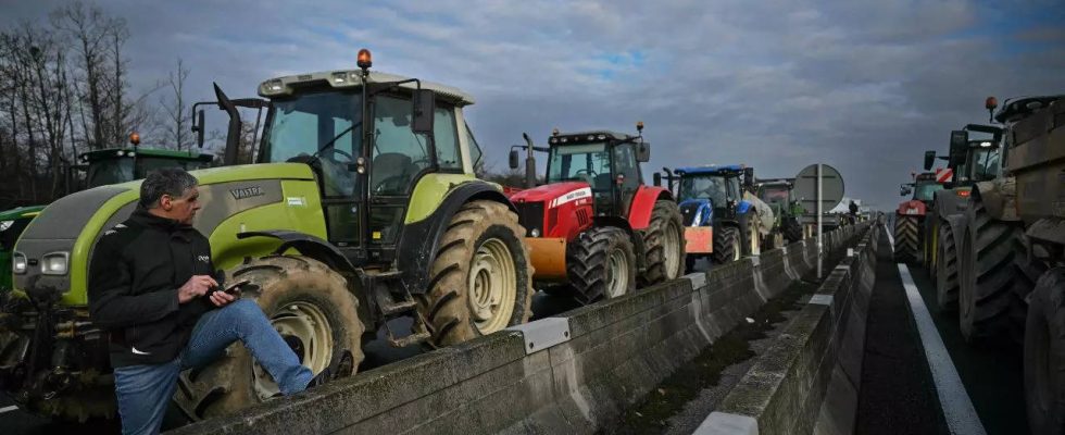 Bauernproteste breiteten sich im laendlichen Frankreich aus ein Toter bei