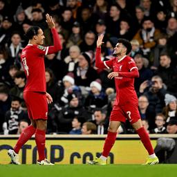 Das niederlaendisch gepraegte Liverpool erreicht das Ligapokalfinale mit einem Unentschieden