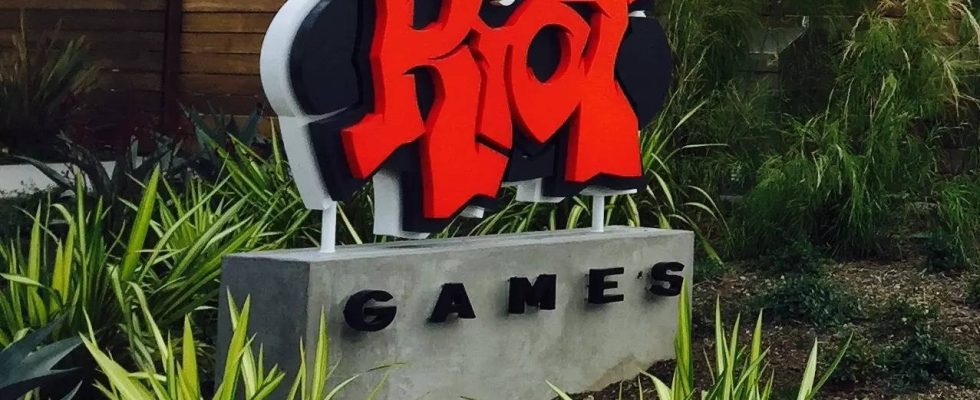 Der beliebte Spieleentwickler Riot Games entlaesst Hunderte Mitarbeiter