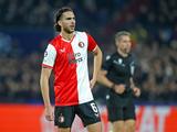 Feyenoord Spieler Minteh macht mit Gambia eine Notlandung „Haette tot sein