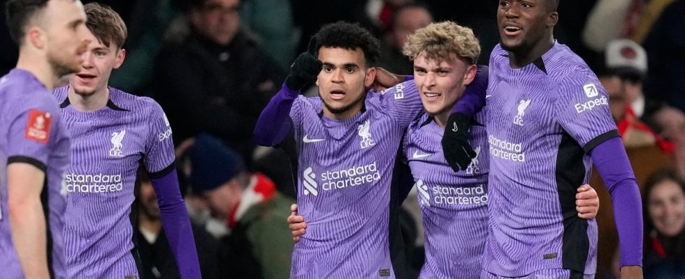 Gakpo und Gravenberch gewinnen FA Cup Spitzenspiel bei Arsenal mit Liverpool