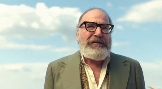 Mandy Patinkin zeigt seinen Poirot im Trailer zu „Hulus Death