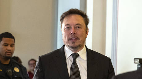 Musk reagiert auf den Tod eines US Journalisten im ukrainischen Gefaengnis