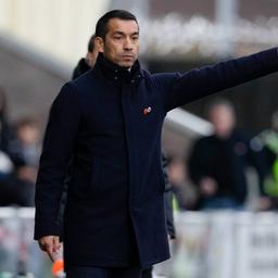 Van Bronckhorst sieht seine Ernennung zum Trainer von Besiktas verpasst