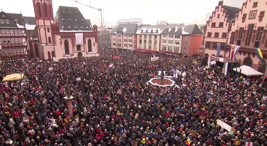 Wieder einmal sind Zehntausende Menschen gegen die extreme Rechte in