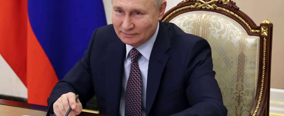 Wladimir Putin bietet Auslaendern die fuer Russland kaempfen die Staatsbuergerschaft