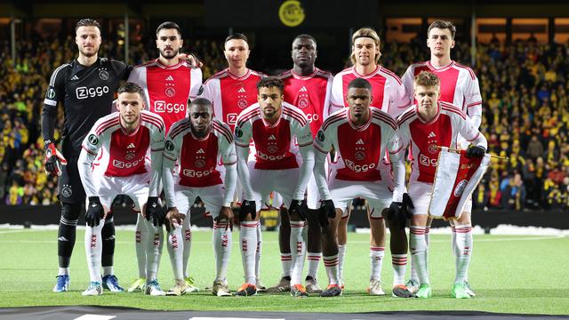 1708628679 713 Live Europafussball Ten Ajax fuehrt mit Tricks und Tricks bei