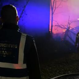 Asbest in Hunderten Gaerten nach Brand in Vroomshoop Reinigung dauert