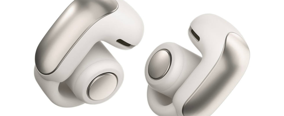 Bose bringt Ultra Open Earbuds mit einzigartigem Open Ear Design auf den