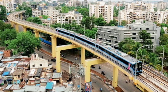 Buchen Sie Pune U Bahn Tickets mit RCS Textnachrichten