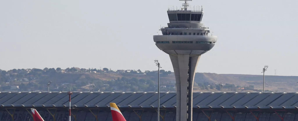 Der Flughafen von Madrid wird vom Zustrom von Asylbewerbern ueberschwemmt