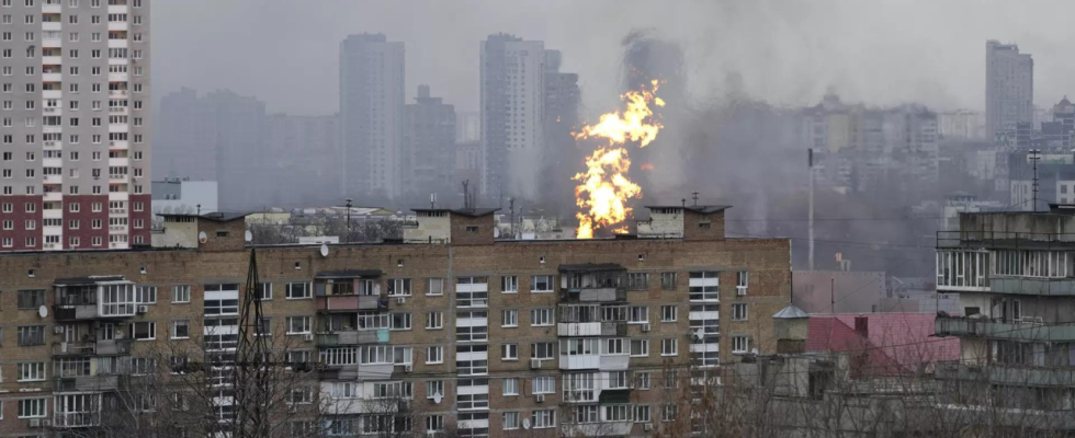 Die Ukraine hat bei ihrem juengsten Drohnenangriff die russische Oelraffinerie