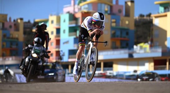 Evenepoel versetzt Van Aert und der Konkurrenz im Zeitfahren der