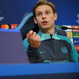 Frenkie de Jong wettert nach Abgangsgeruechten „Du solltest dich schaemen