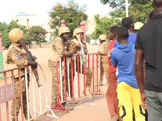 Fuenfzehn Tote bei Angriff auf katholische Kirche in Burkina Faso