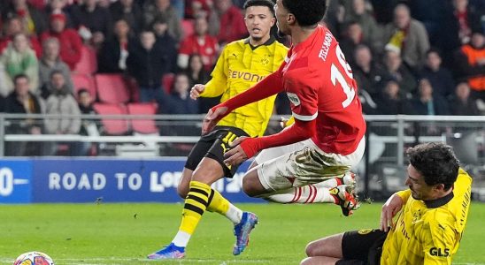 Hummels wuetend ueber Elfmeter „PSV Spieler grinsten mich an Fussball