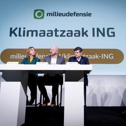 ING wird fossile Investitionen trotz Milieudefensie Klage nicht stoppen Klima