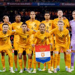 Orange in der Roehre fuer die Auslosung der Nations League