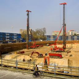 Rammanlage in Rotterdam stuerzt um Mann stirbt Inlaendisch