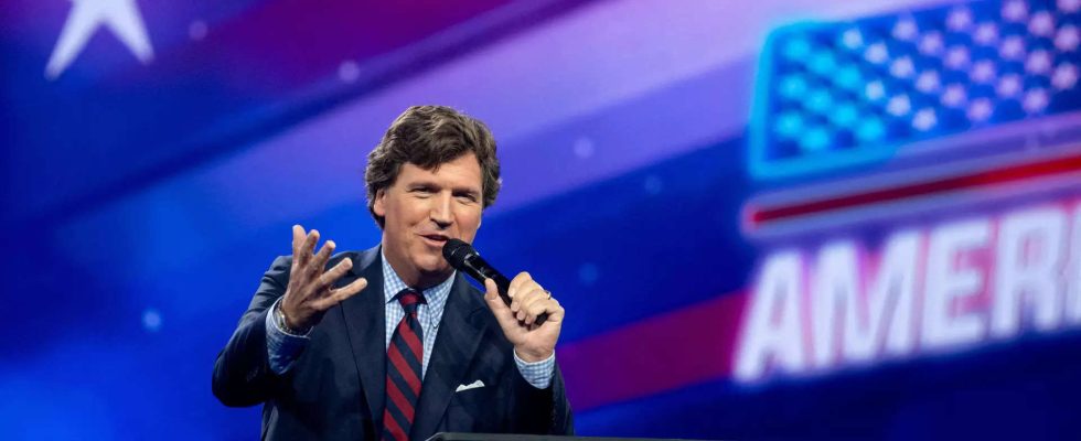 Tucker Carlson Die Stimme der Empoerung des weissen Amerikas