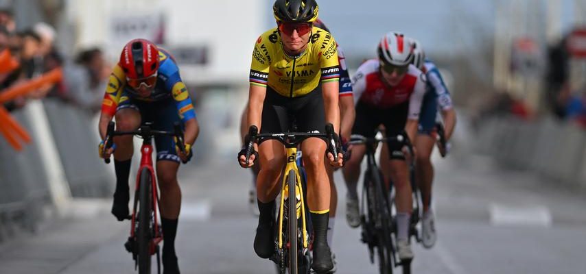 Van Aert beschert Visma den Etappensieg an der Algarve Vos