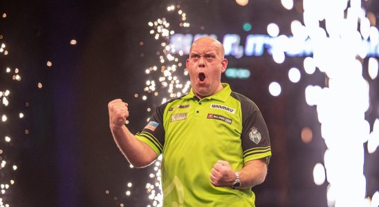 Van Gerwen gewinnt ein weiteres Premier League Spiel „Obwohl es noch gar