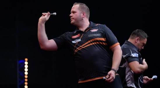 Van Gerwen schlaegt Titelverteidiger Dobey beim Masters Van Duijvenbode besiegt