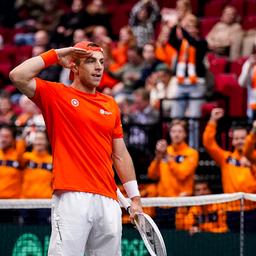 Van de Zandschulp erstickt beim Davis Cup und sieht wie