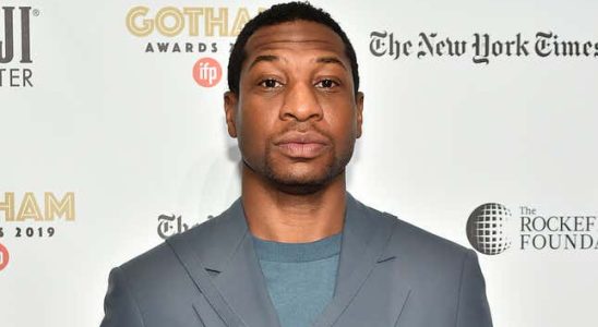 Verurteilung von Jonathan Majors verzoegert sich Hollywood macht schlechte PR