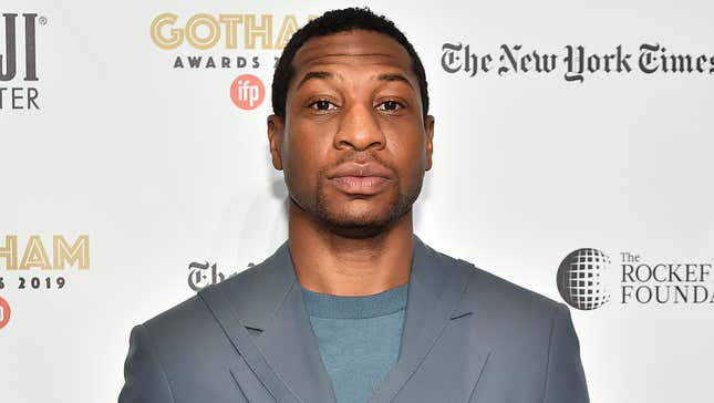 Verurteilung von Jonathan Majors verzoegert sich Hollywood macht schlechte PR