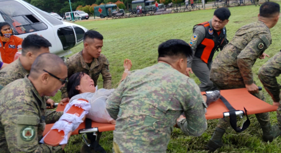 Wunderbare Rettung Kind nach Erdrutsch auf den Philippinen lebend aufgefunden