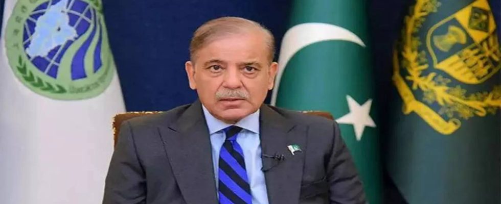 Alarmierende Schuldenkrise hat fuer die neue Regierung Shehbaz Sharif in