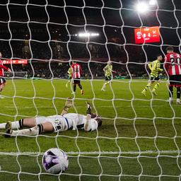 Arsenal punktet auch in Sheffield wie verrueckt Inter verschwindet in