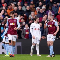 Aston Villa erfaehrt gegen Ajax generell schlechte Ergebnisse Van de