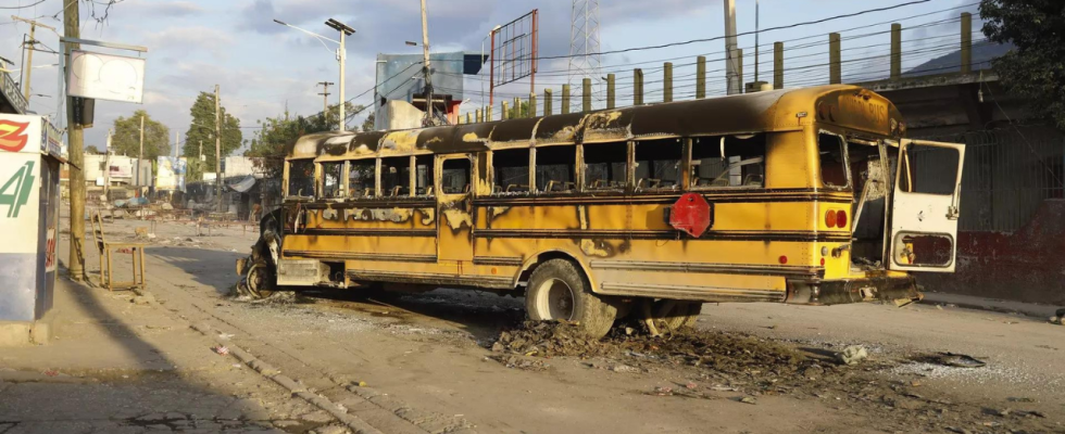 Banden in Haiti versuchen bei einem juengsten Angriff auf wichtige