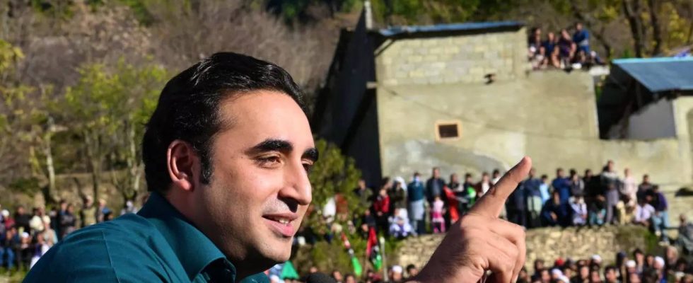 Bilawal Bhutto wuenscht der Hindu Gemeinschaft in Pakistan Holi