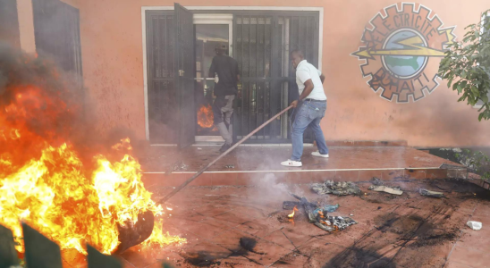 Ein Sprecher der haitianischen Polizei sagt neue Bandenangriffe haetten die