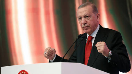 Erdogan gehoert zu den „groessten Antisemiten der Geschichte – israelischer