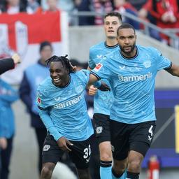 Frimpong und Bayer Leverkusen kommen dem historischen Meistertitel naeher