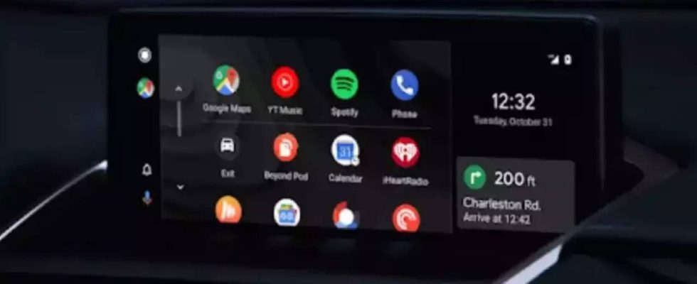 Google beginnt mit der Einfuehrung von Android Auto AI Nachrichtenzusammenfassungen So