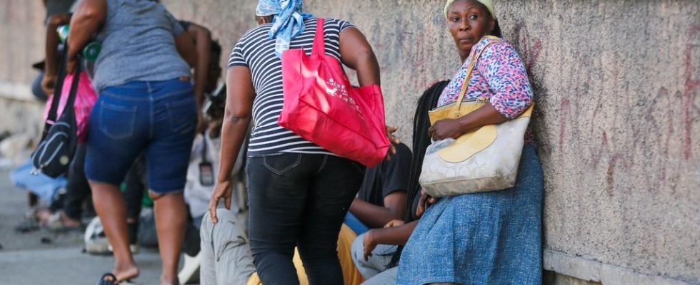 Hunderte Gefangene in Haiti entkommen nachdem sie von kriminellen Banden