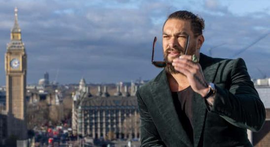 Jason Momoa weist die wohlmeinende Behauptung zurueck Duncan Idaho sei