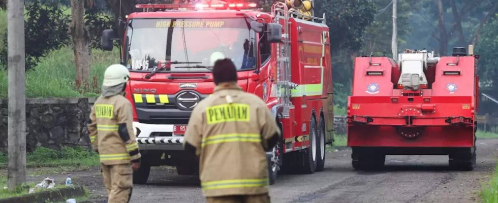 Nach Angaben des Militaers ist das Feuer in einem indonesischen