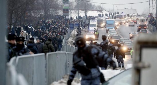 Tausende Menschen erweisen Nawalny in Moskau die letzte Ehre